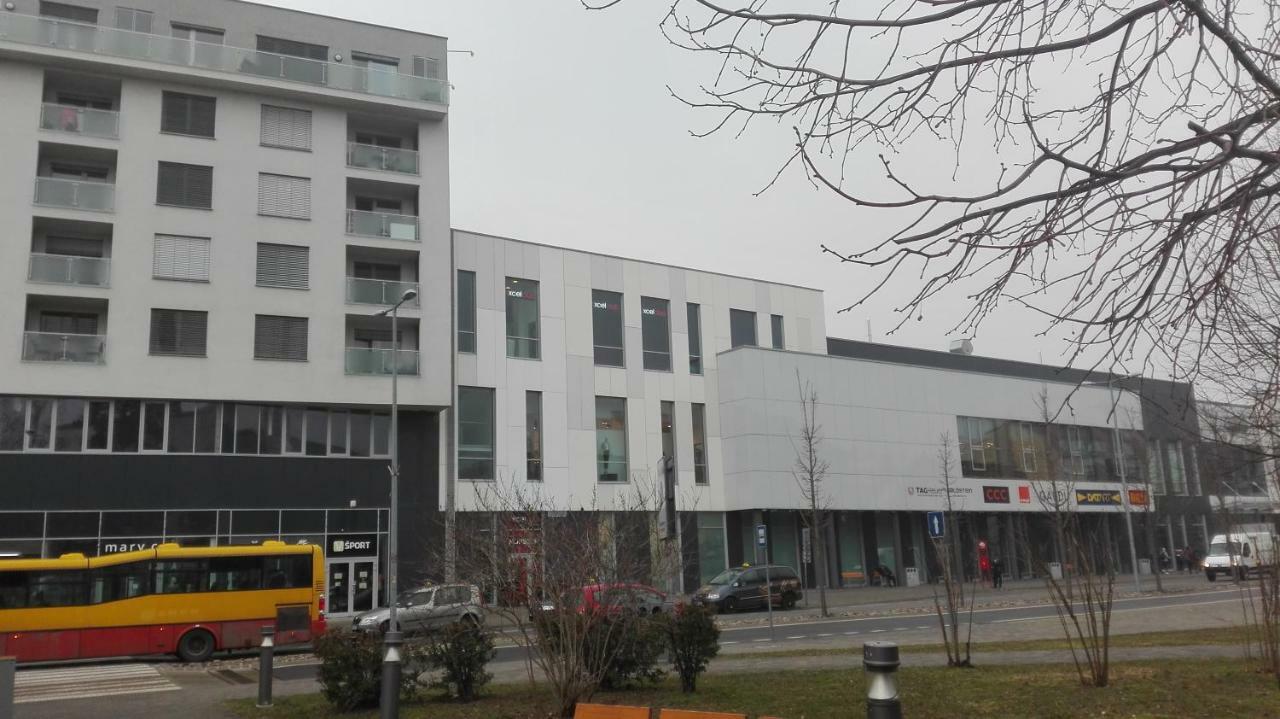 Design Apartment, The City Centre Close To The Health Spa Piest'any Esterno foto